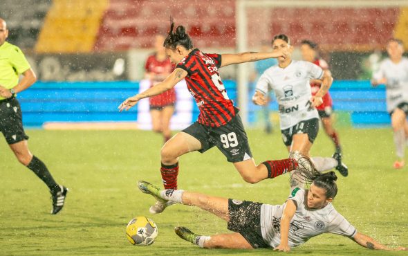 leonas dos puntos leonas dos puntos
